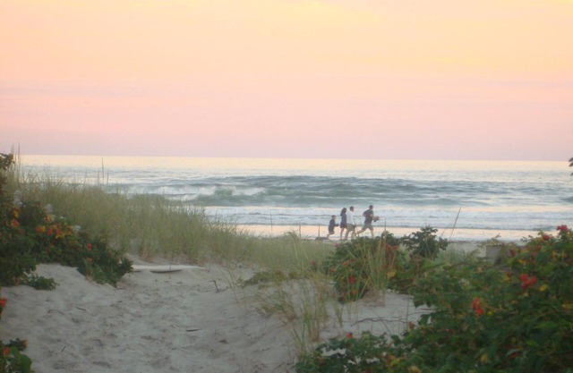 Seasonal Duplex Maine Cottage (2023 dates - Check back 1-15-23)