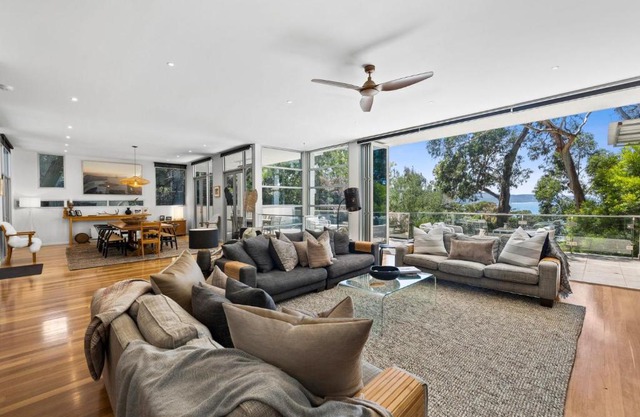 Seaview House