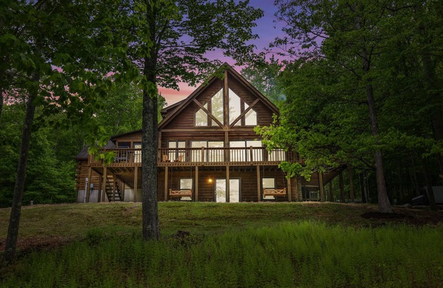 Secluded Cabin w/Natural Swim Hole-HotTub-Trails