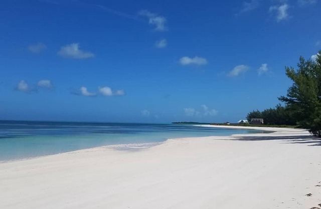 Secluded, Private, Beachfront Villa W/Motorboat, Kayaks & SUP