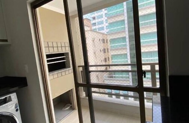 SEGURO, 2 QUARTOS, TODO REFORMADO, 200m DO MAR, WiFi