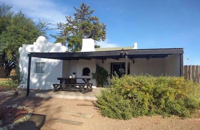 Self-catering Family Farmstay at Bezalel Estate outside Upington