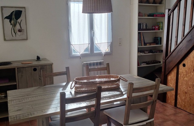 Self-catering cottage near Lac du Salagou