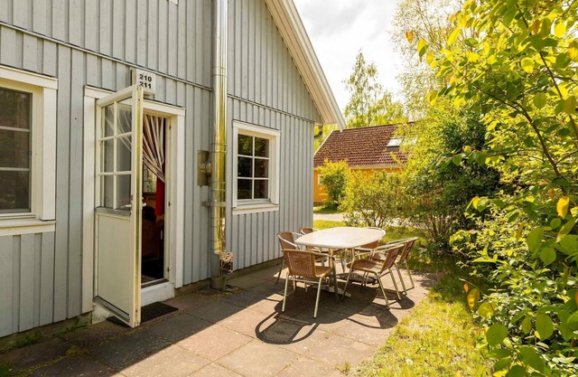 Semi-detached house Storch, 6 persons, 80 sqm, GS, fireplace (1) - Holiday village