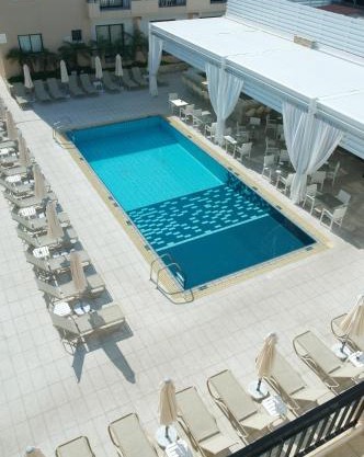 Senator Hotel Apartments - Adults Only