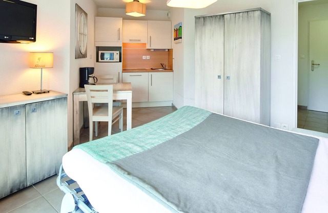 Sensational Residence Lou Castel sleeps 2 Pmr