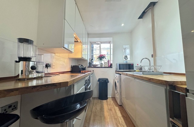 Serene 1BD Flat, 7 Mins from Clapham Common