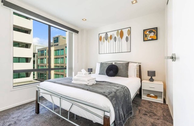 Serene 2Bed Gem with Free Parking