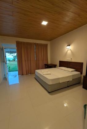Serene Beach Hotel Dickwella