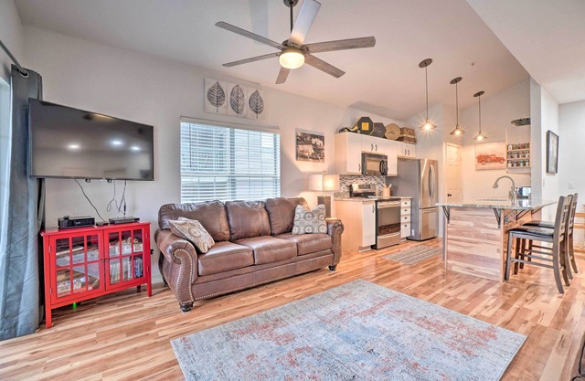 Serene Branson Penthouse w/Resort Access & Views!