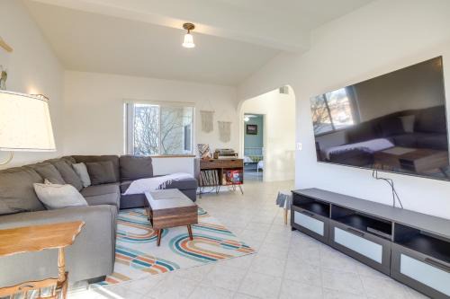 Serene Home with Yard - 8 Mi to Joshua Tree!