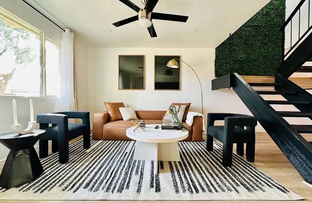 Serene & Stylish Townhouse in Scottsdale, 3bd/3bth