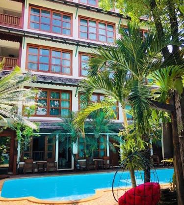 Serene teak Boutique