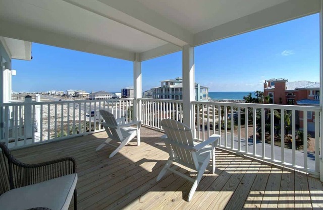 Serenity - Beach, Pool, Golf Cart and Tennis!