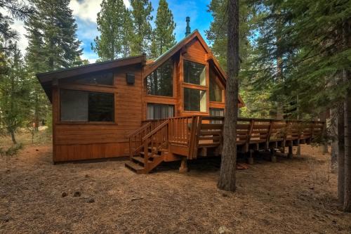 Serenity at Tahoe Donner with Large Balcony