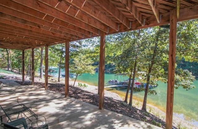 Serenity Bay Lakehouse