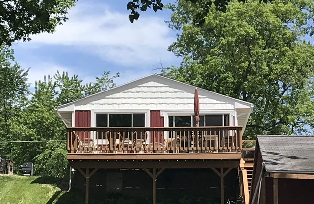 Serenity Now Lake Cottage - Cozy, Peaceful Mid-Michigan Retreat