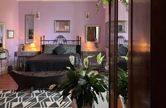 Serenity Suite @ Vibrant Vegan Guesthouse / alcohol-free & smoke-free