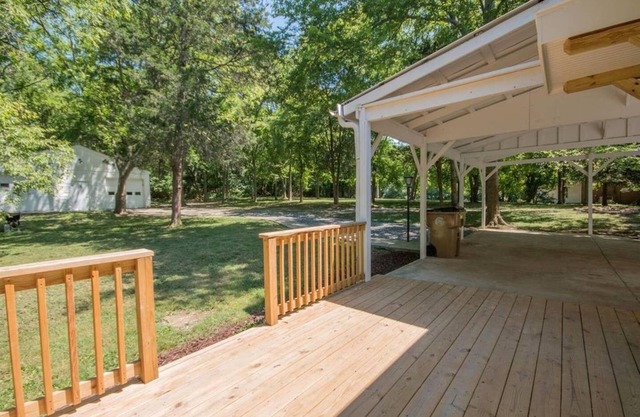 Settle up or down at the Nest on Neelys in the heart of Madison, TN!