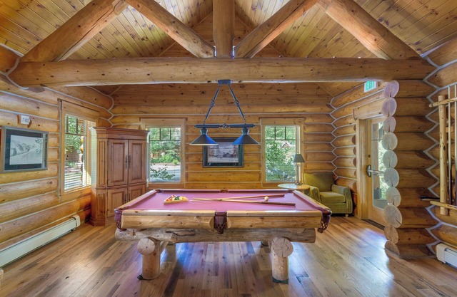 Settler's Creek #6563 by Summit County Mountain Retreats