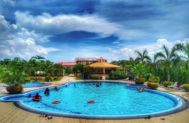 Shaira Garden Resort