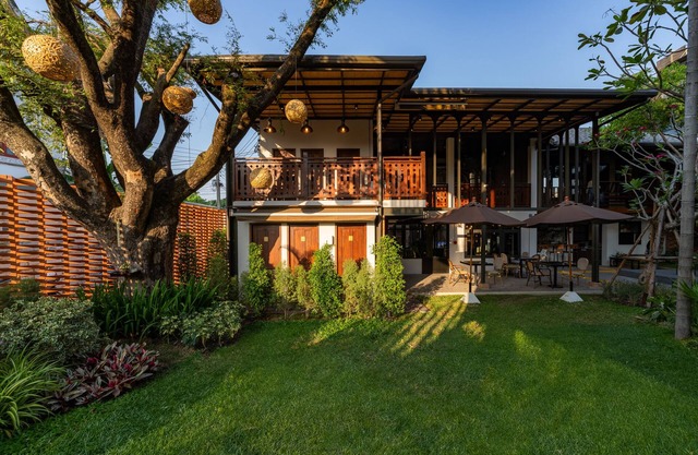 Shamrock Chiangmai Hotel - Adults Only