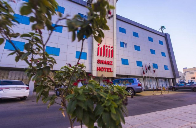 Sharz Hotel