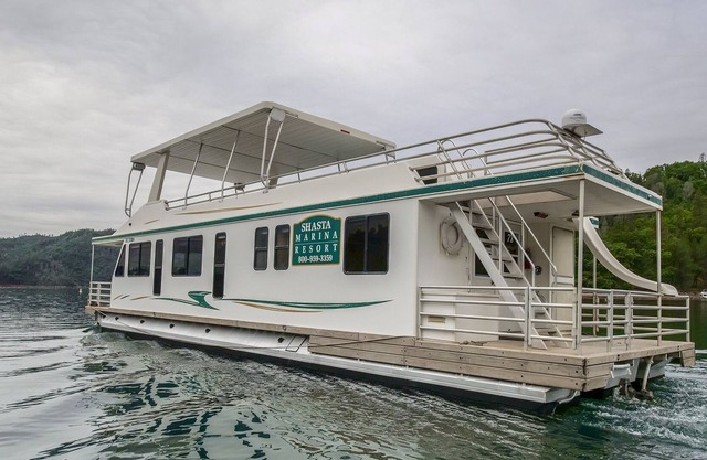 Shasta Marina to Packers Bay Mirage II Houseboat