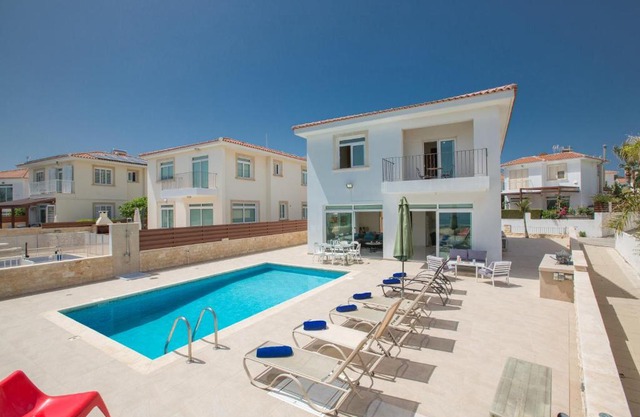 Shaye Front Line Villa