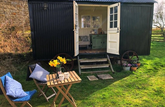 shepherd hut glamping in Northumberland