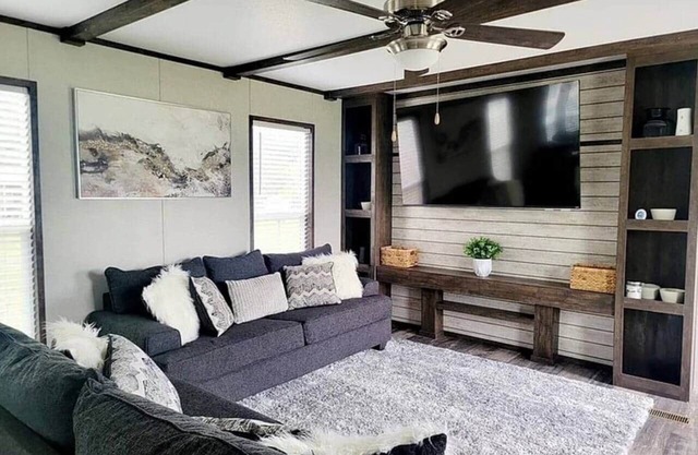 Sheridan, Texas-Splash Away Getaway