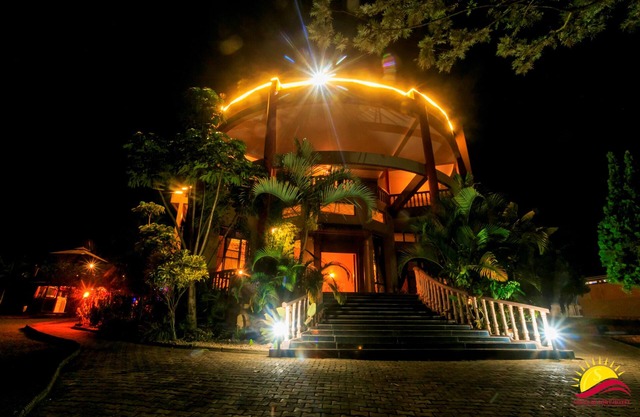 Shine Resort Hotel