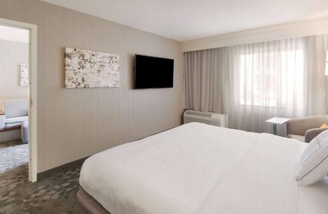 Short Car Ride Away from Santa Ana River Beach! w/ Pool, Pet-friendly