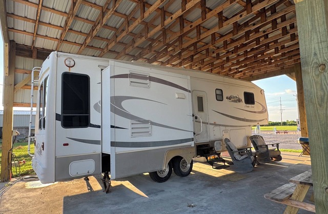 Short walk to the beach! This camper & cabin offer a perfect getaway!