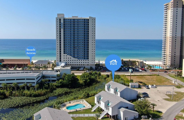 Short Walk to the Shore, 2-Story Beach Condo, Community Swimming Pool, Beach Vibes at Lullwater 437