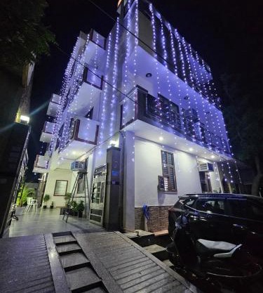 Shri Krishna Divine Dham