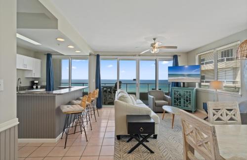 Silver Beach Unit 706