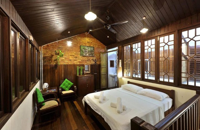 Silver Shine Guesthouse