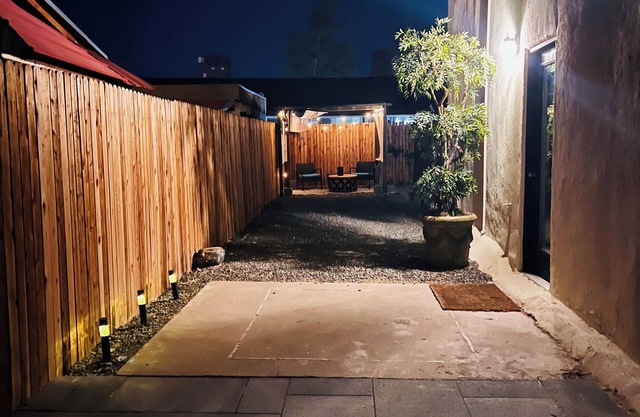 Simple, clutter free, Convenient location, pet friendly!!