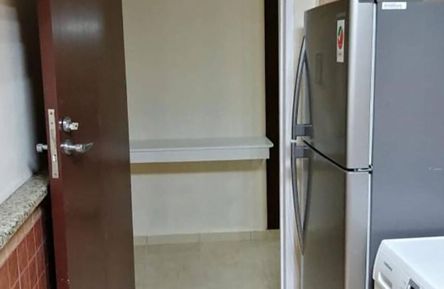 single private room in north coast apartment