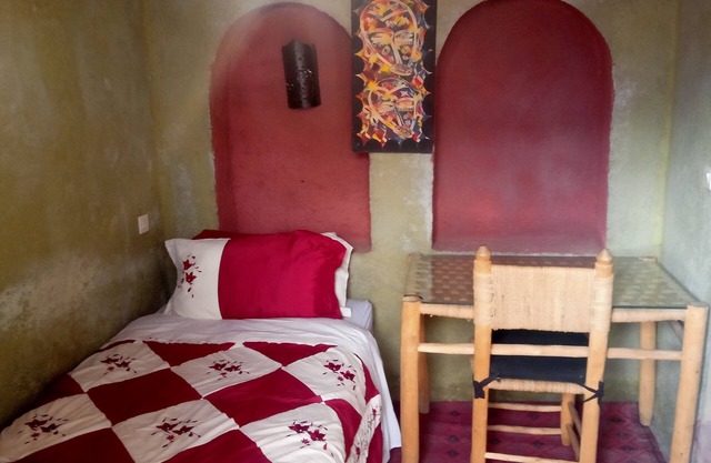 Single Room With Private Bathroom Inside