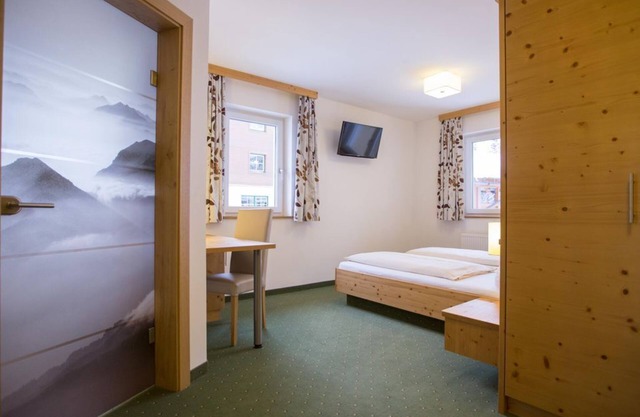 Single room with shower, WC - Ennskraxblick, Hotel