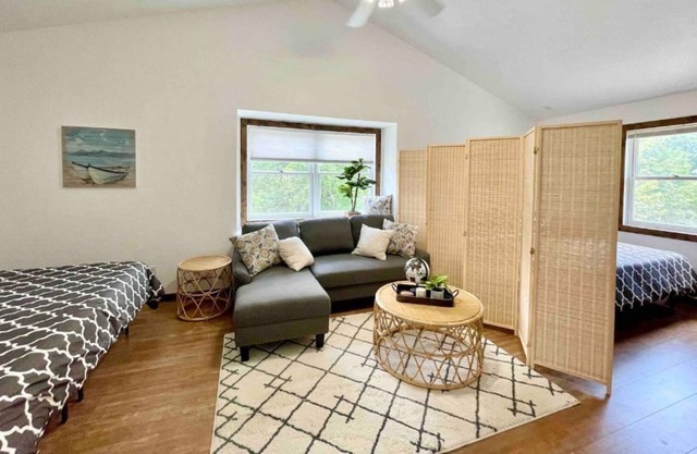 Sister Bay Beachside Hideaway, Location, Location!