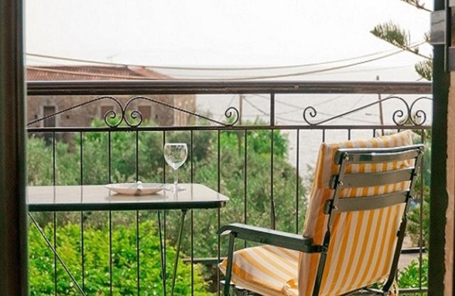 Skardamoula's Studios n Apartments