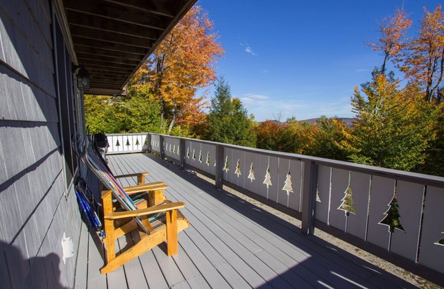 Ski Haus - German Style Chalet in Newry Maine. Close to hiking, skiing and XC
