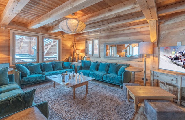 Ski-in/Ski-out chalet with spa, sauna and parking