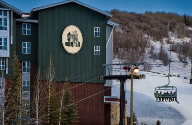 Ski-in Ski-out Marriott Mountainside Villa at Park City Ski Area