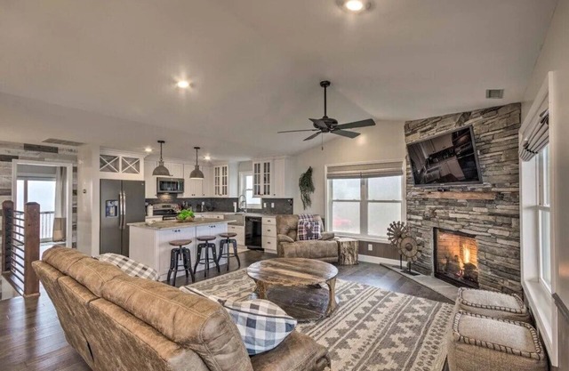 Ski-In/Ski-Out Villa with Fireplace, Views & Easy Access