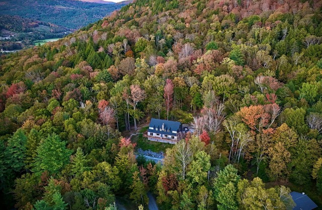 Ski/MTB (Sleeps 20) Home near Killington/Woodstock