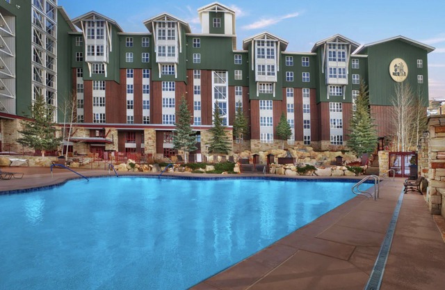 Ski & unwind in Marriott's 1 Bedroom Villa, 1 King, Sofa bed at Park City, Utah